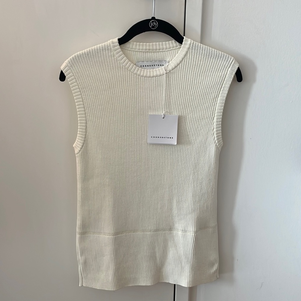 CORNERSTONE White Knit Vest